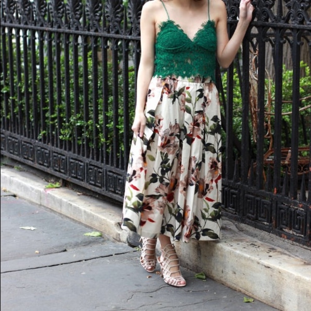 RARE!!! NWT zara green lace top